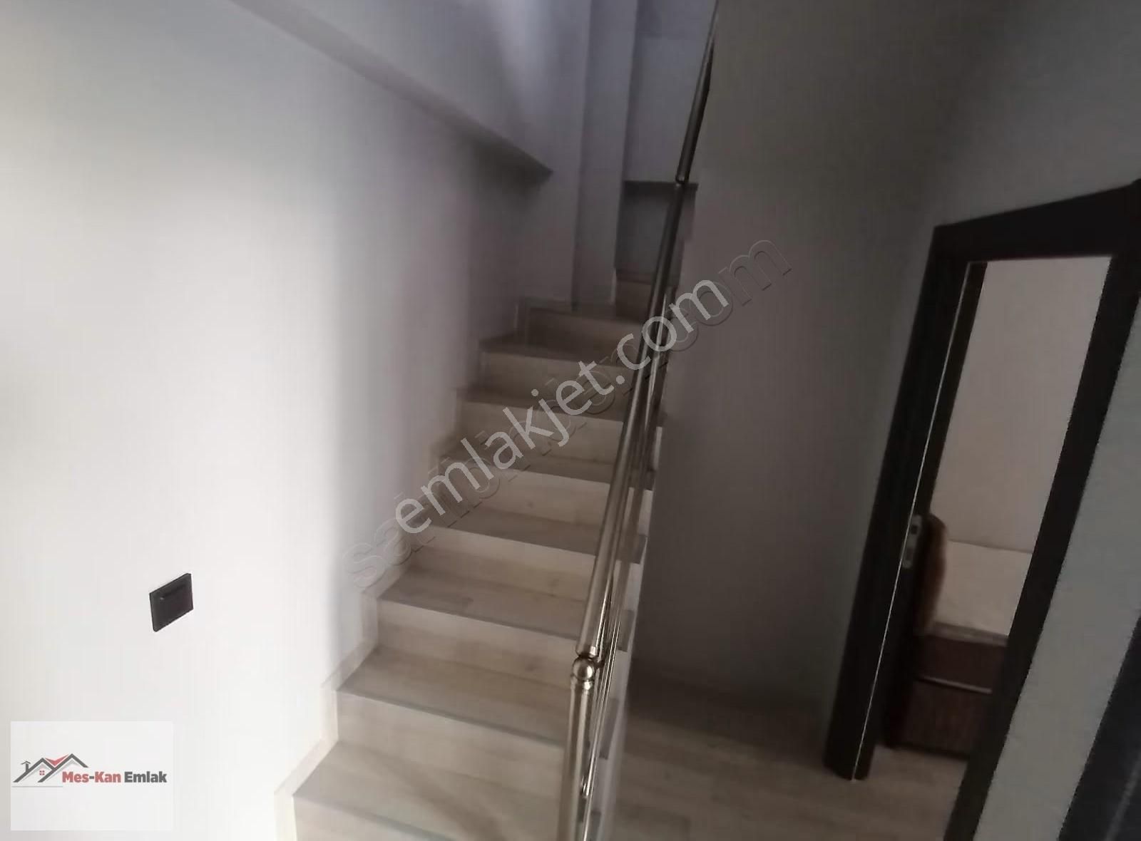 Meskan Dan Ceylan Nada Da 2+1 Ters Dubleks Eşyalı Kiralık - Görsel 9