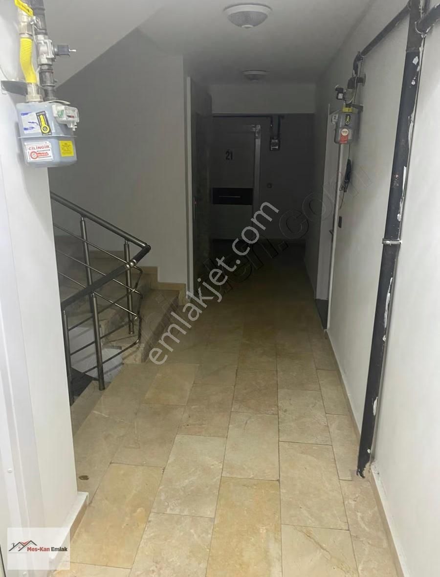 Meskandan Yerlfeşime Yakın 1+1 Eşyalı Kiralık - Görsel 11