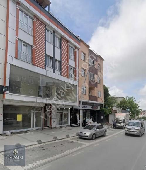 Arnavutköy Merkezde Cadde Üzeri İşlek 3 Katlı Dükkan. - Görsel 8