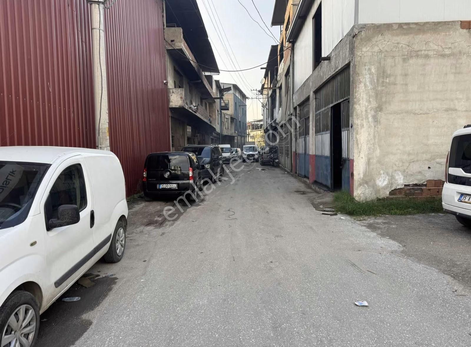 Real Center\\inkilap İzban Yakını 100 M2 Kiralık Dükkan - Görsel 3