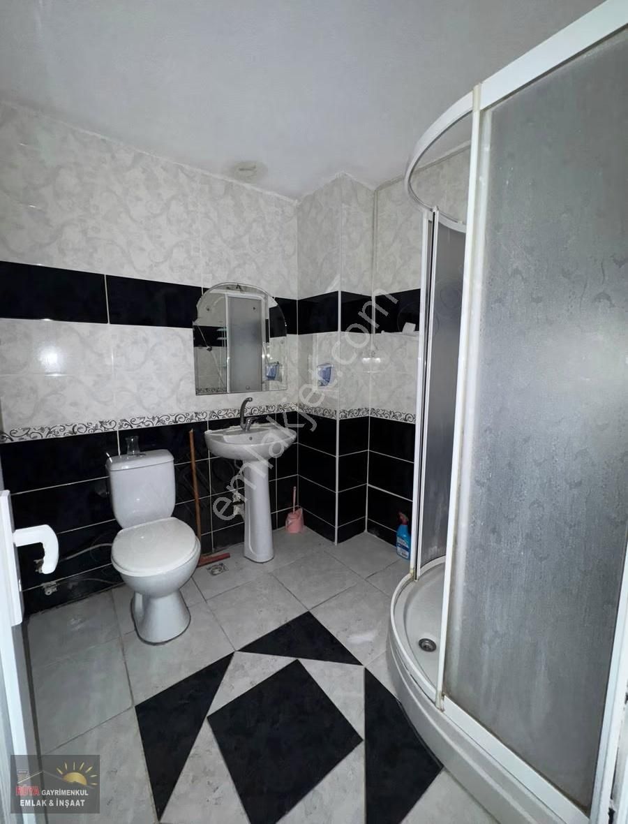 Talatpaşa'da Kiralık Kapalı Mutfak 1+1 Arakat Daire - Görsel 2