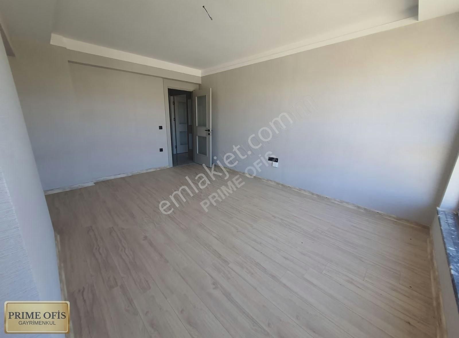 Ovacık Gözdesi 4+1 Sıfır Daire Oturuma Hazır Site İçerisinde - Görsel 2