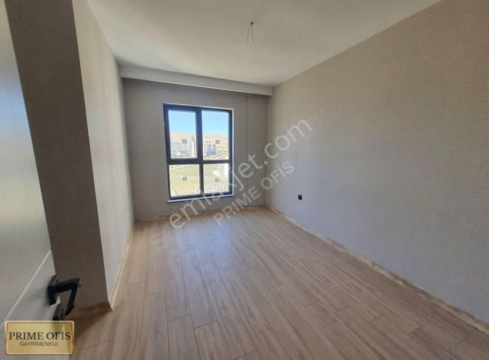 Ovacık Gözdesi 4+1 Sıfır Daire Oturuma Hazır Site İçerisinde - Görsel 19