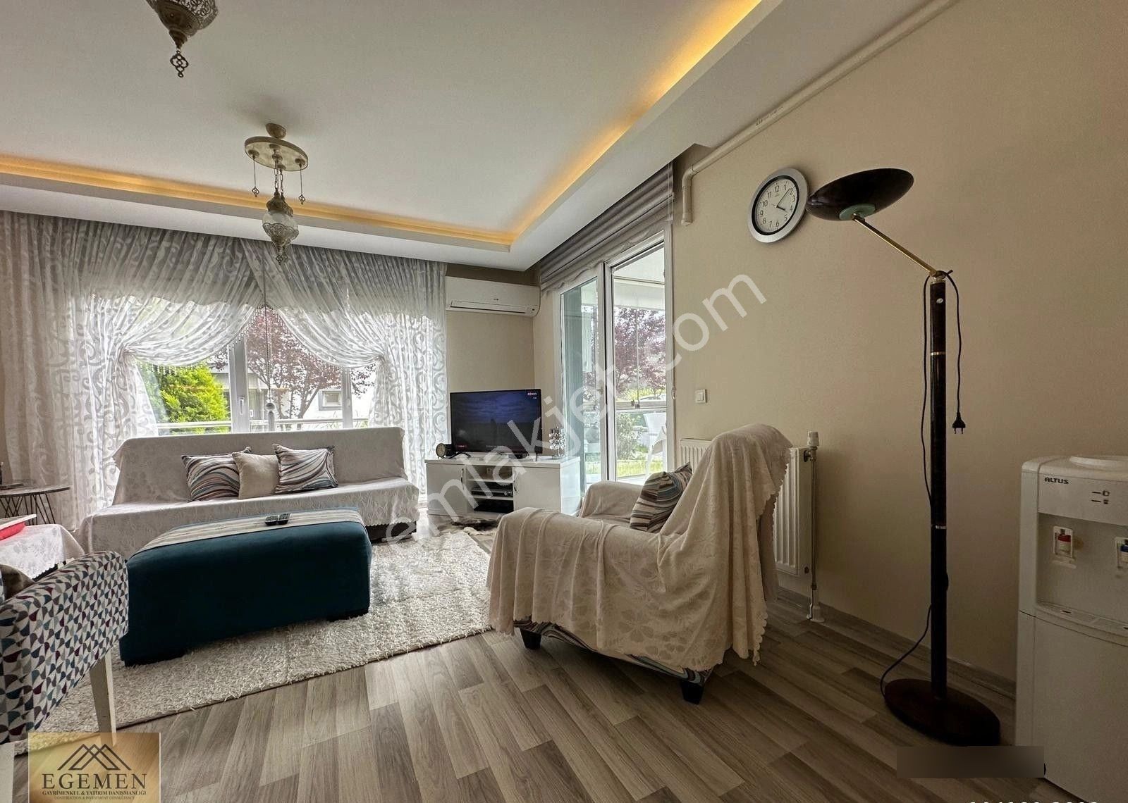 Kuşadası Değirmedere Mah. Havuzlu Sitede Full Eşyalı 2+1 Kiralık - Görsel 3