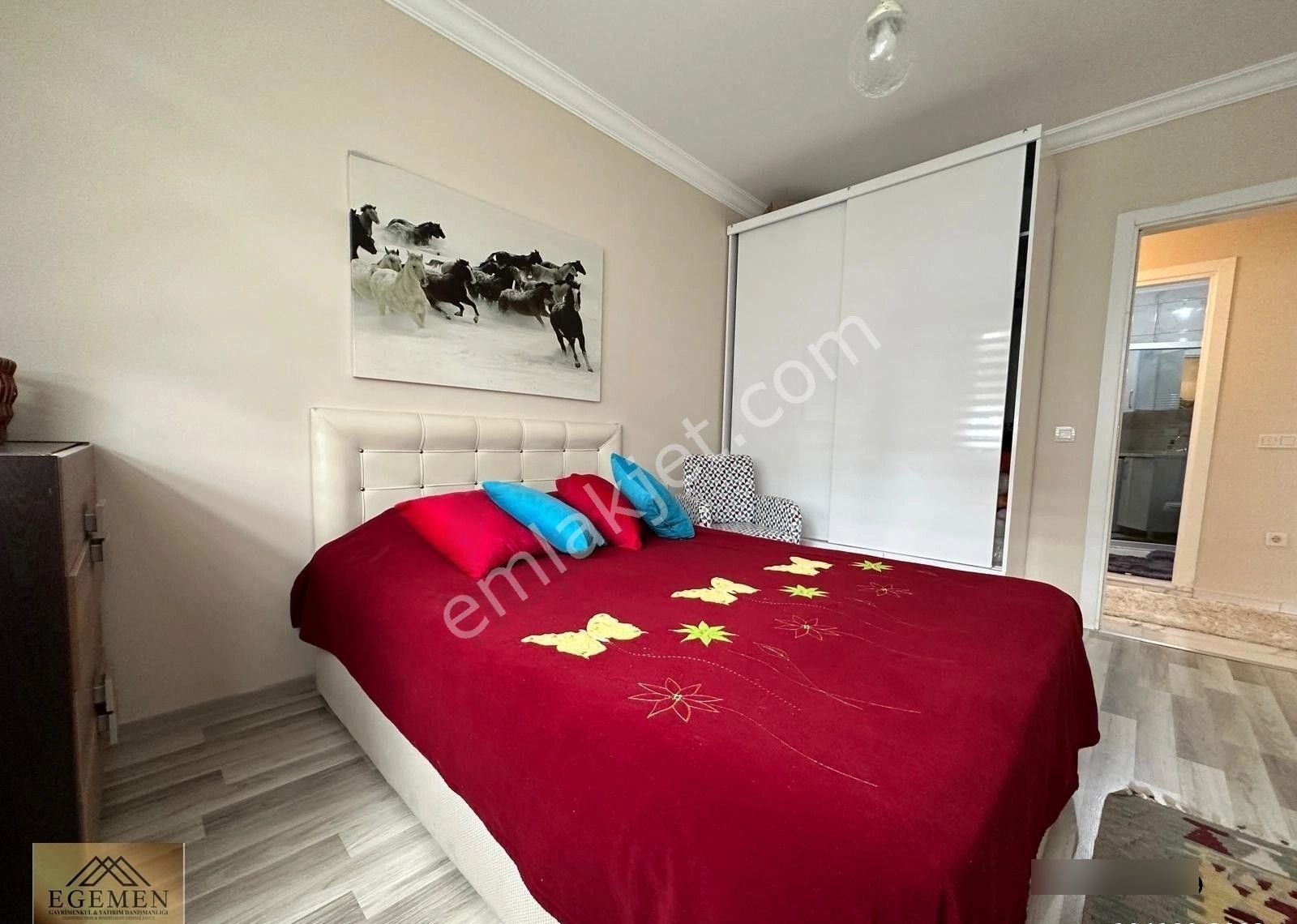 Kuşadası Değirmedere Mah. Havuzlu Sitede Full Eşyalı 2+1 Kiralık - Görsel 15