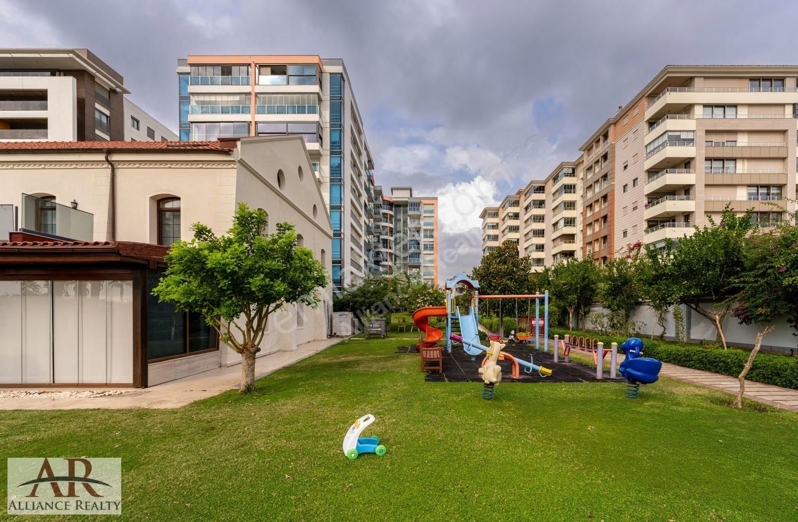 Mavi Kumsal'da Lüks 2+1 Bahçe Katı Net 109 M2 Full Eşyalı - Görsel 28