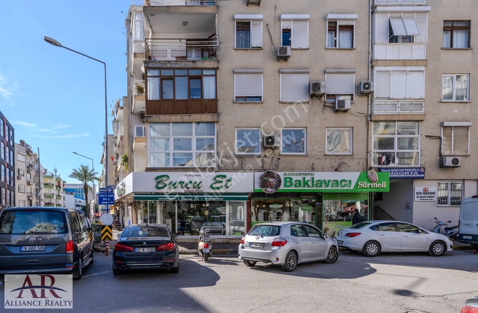 Antalyanın Merkezinde Kışla Mahallesinde 2+1 Arakat - Görsel 17
