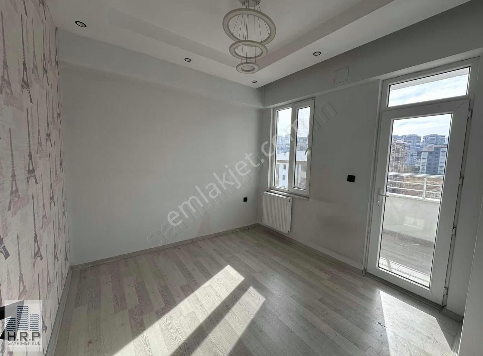 Hrp Gayrimenkul'den Ertuğrulgazi Mah. Satılık 3.5+1 Daire - Görsel 3