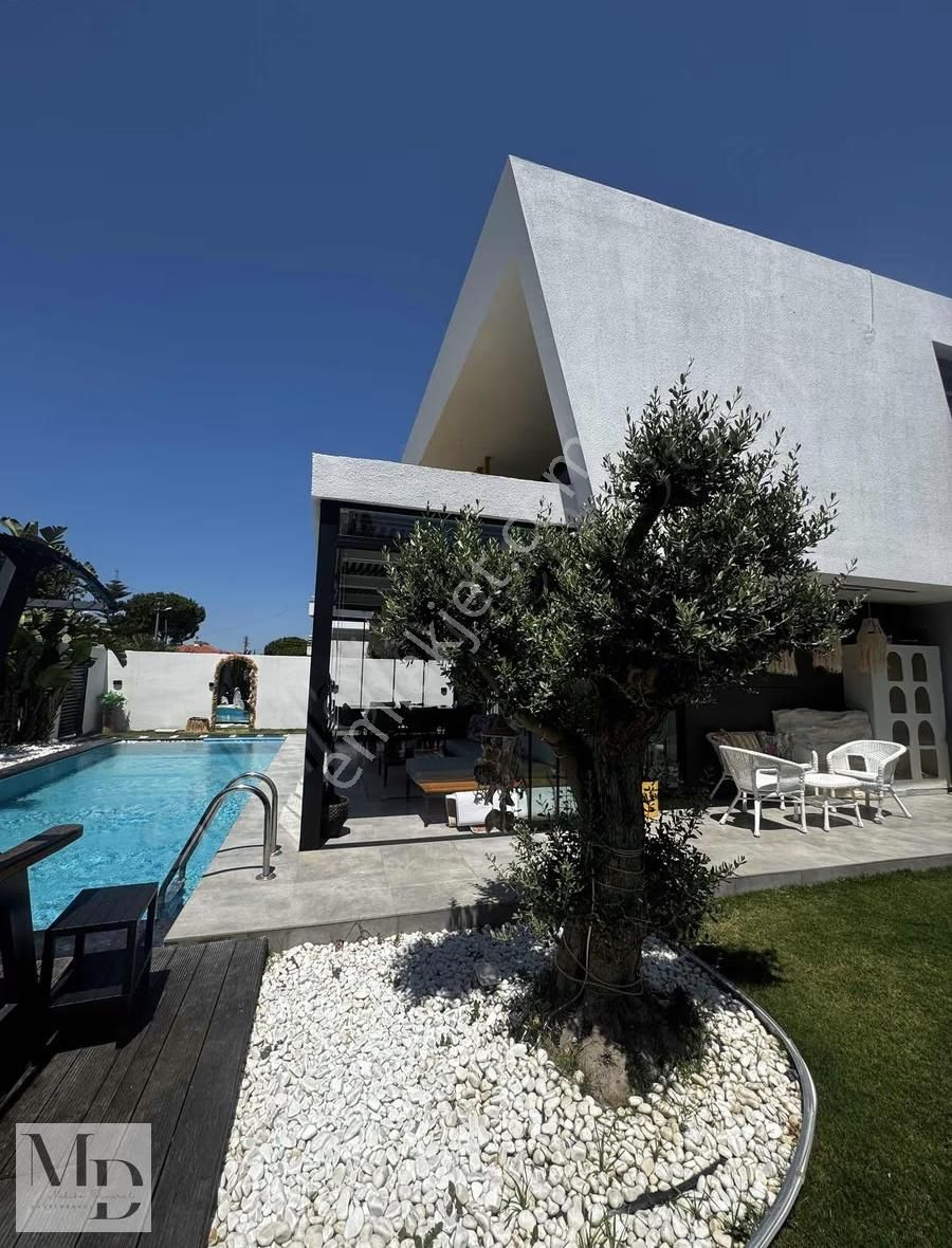 Kiralık Müstakil 4+1 Havuzlu Villa - İzole Yaşam - Görsel 12