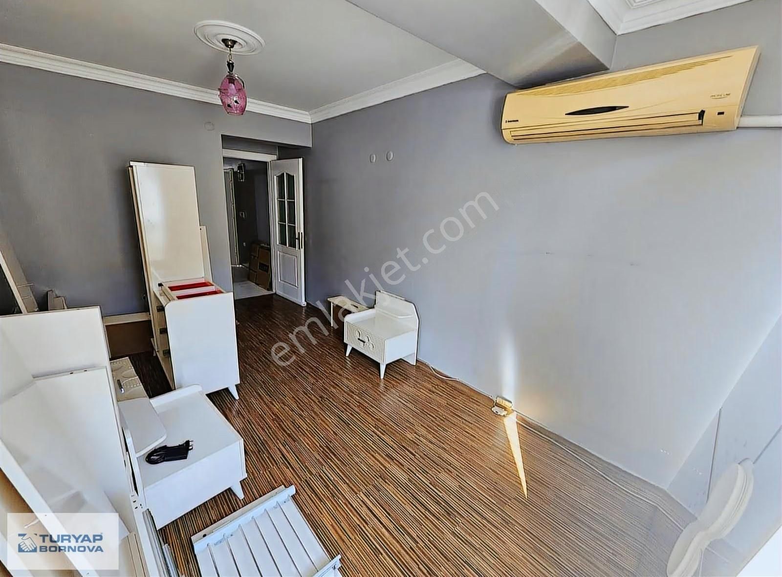 İzban Durağına Yakın Teraslı Deniz Manzaralı Satılık 2+1 Daire - Görsel 20