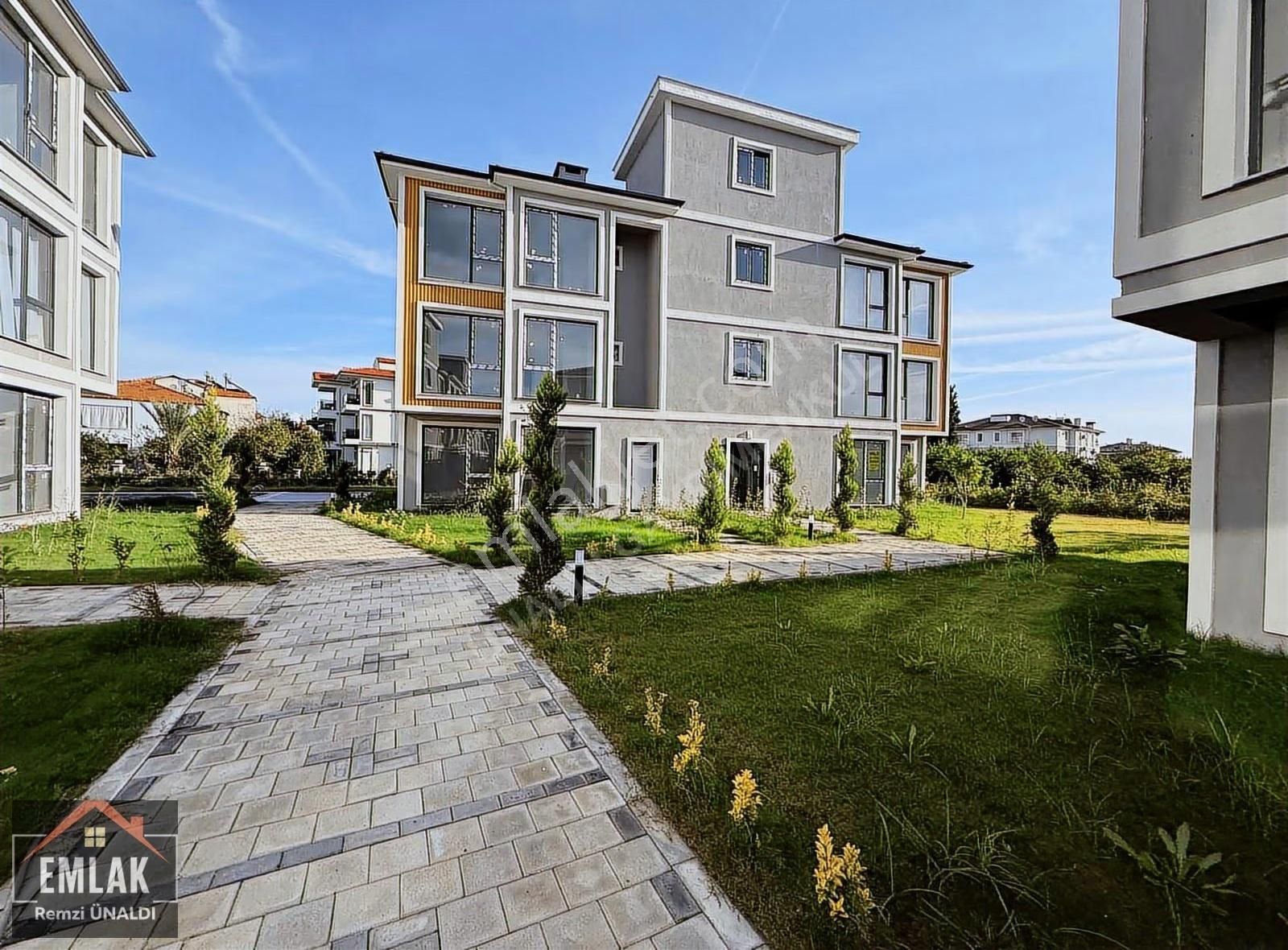 Lüks Site İçinde 1+1 / 2+1 / 3+1 Uzun Dönem Kiralık Daire - Görsel 4