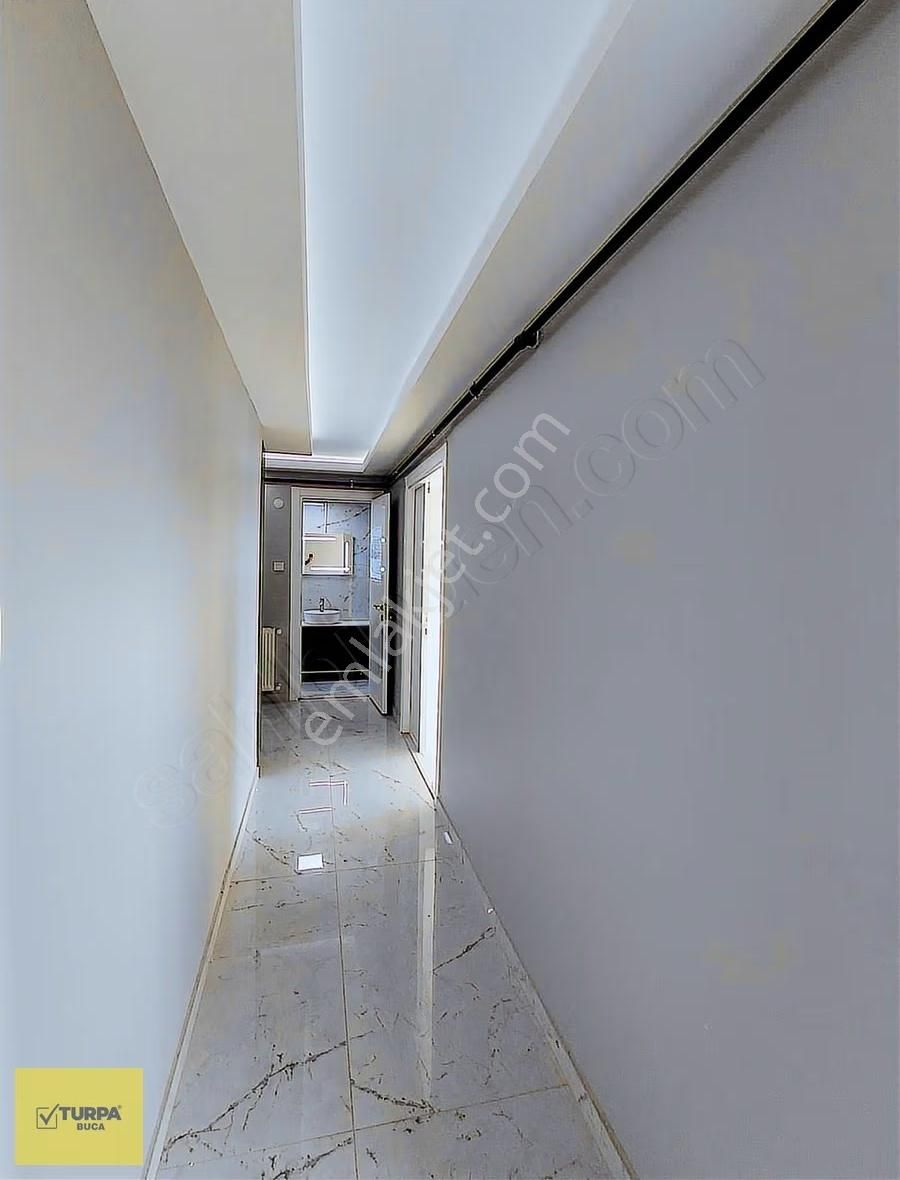 Turpa Buca'dan Cadde Üzeri Site İçerisinde Lüks 3+1 Geniş Daire - Görsel 24
