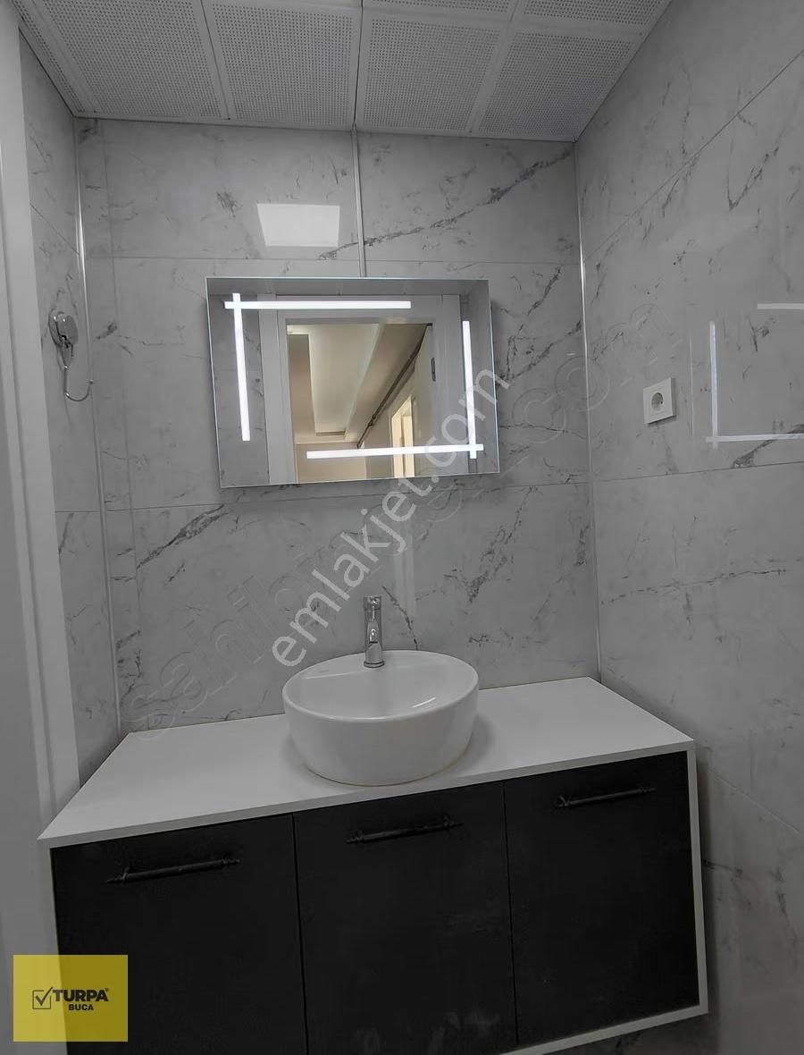 Turpa Buca'dan Cadde Üzeri Site İçerisinde Lüks 3+1 Geniş Daire - Görsel 19
