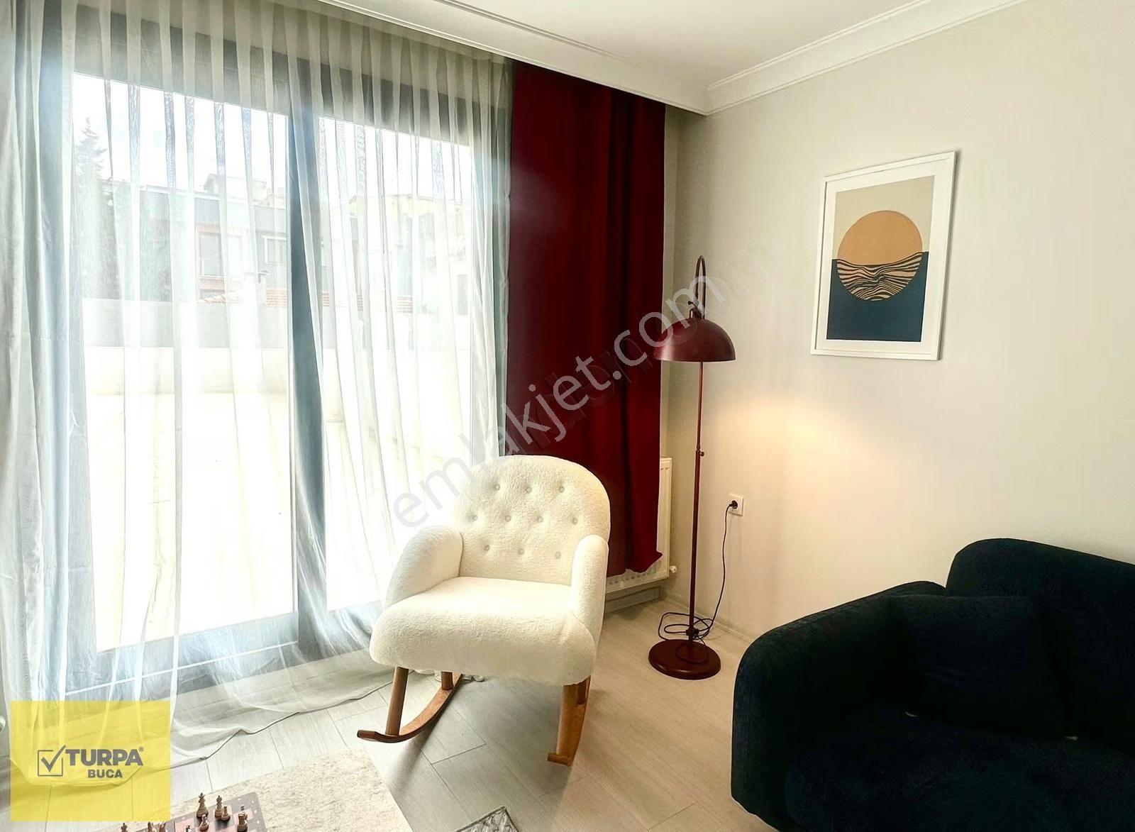 Turpa Buca'dan Teras Balkonlu Sıfır Eşyalı Dubleks Daire - Görsel 11