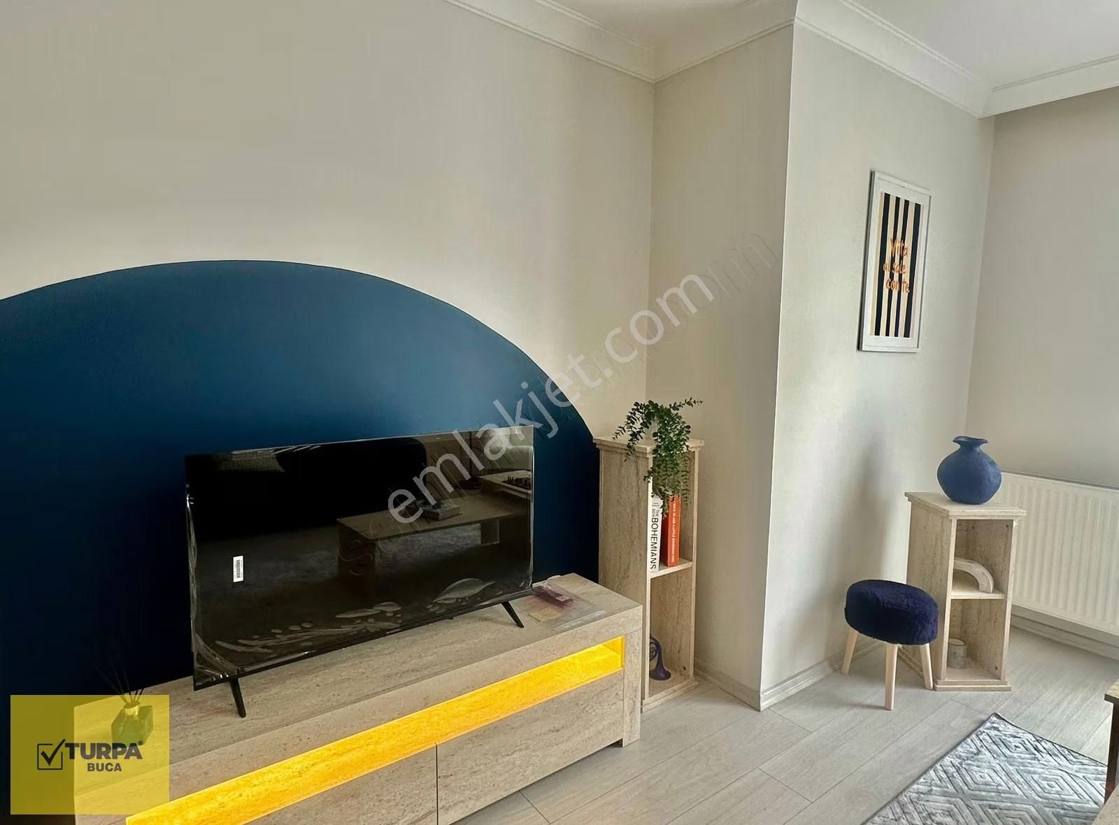 Turpa Buca'dan Teras Balkonlu Sıfır Eşyalı Dubleks Daire - Görsel 6