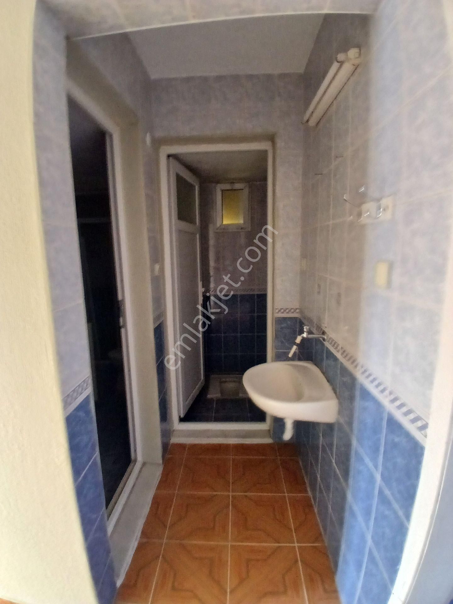 Komple Satılık 3 Kat 2 Daire + 1 Dükkan - Görsel 31