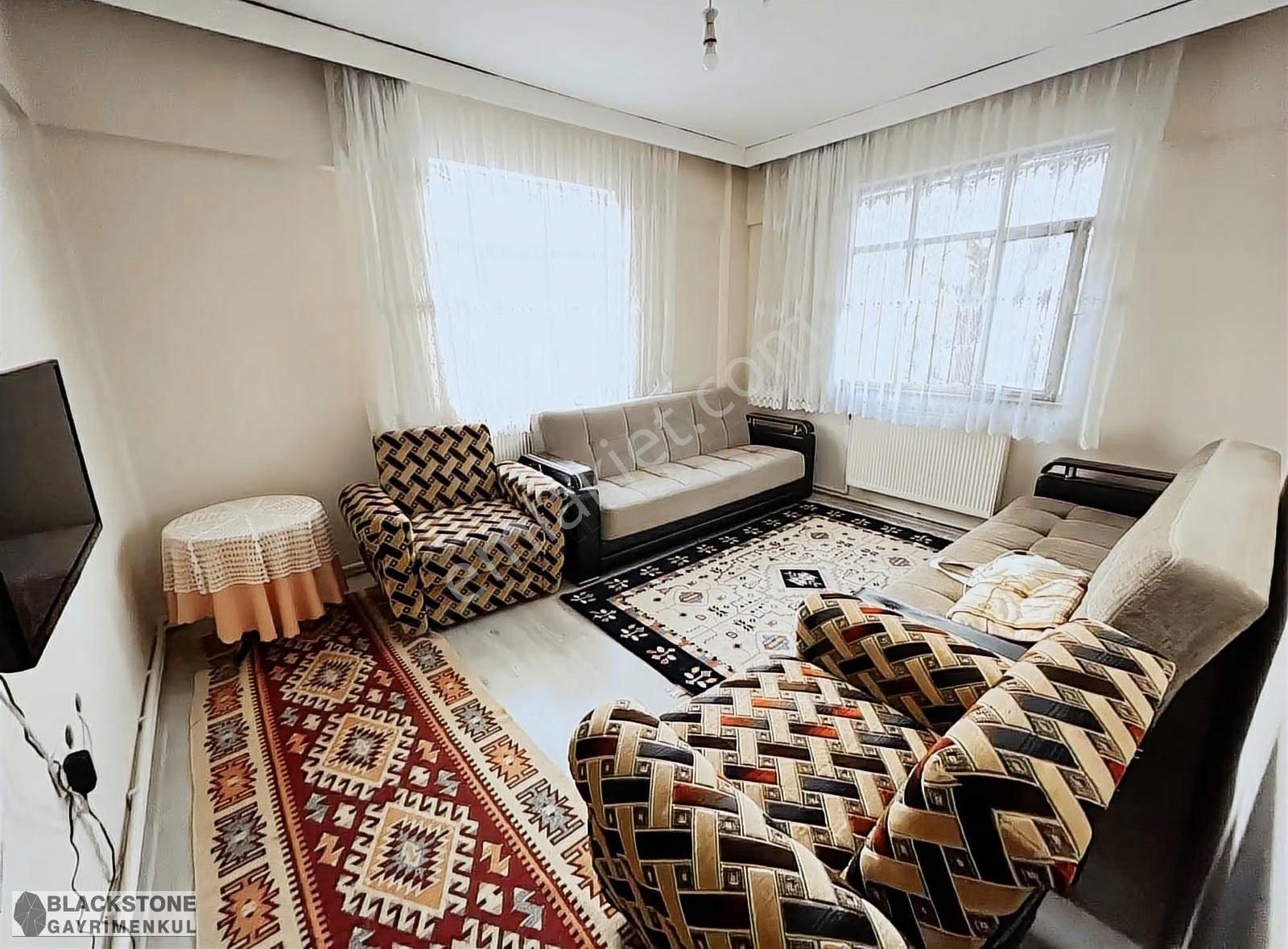 Hamidiye Mh. Göletin Dibi Cadde Üzeri Eşyalı 2+1 Kiralık Daire - Görsel 12