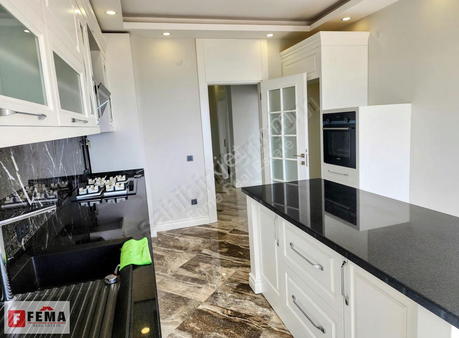 Full Deniz Ve Dağ Manzaralı 240 M2 Satılık 4+1 Lüks Daire - Görsel 5