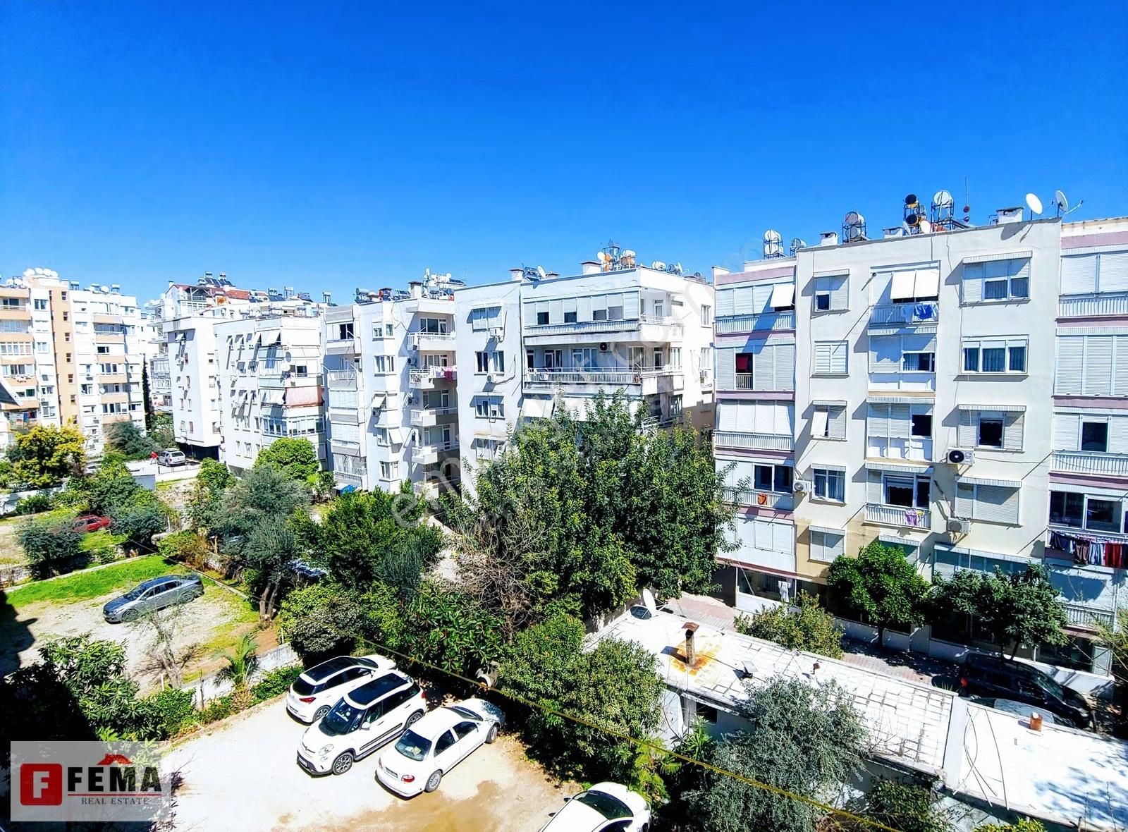Bahçelievlerde Ayrı Mutfaklı 3+1 Satılık Daire 135 M² - Görsel 4