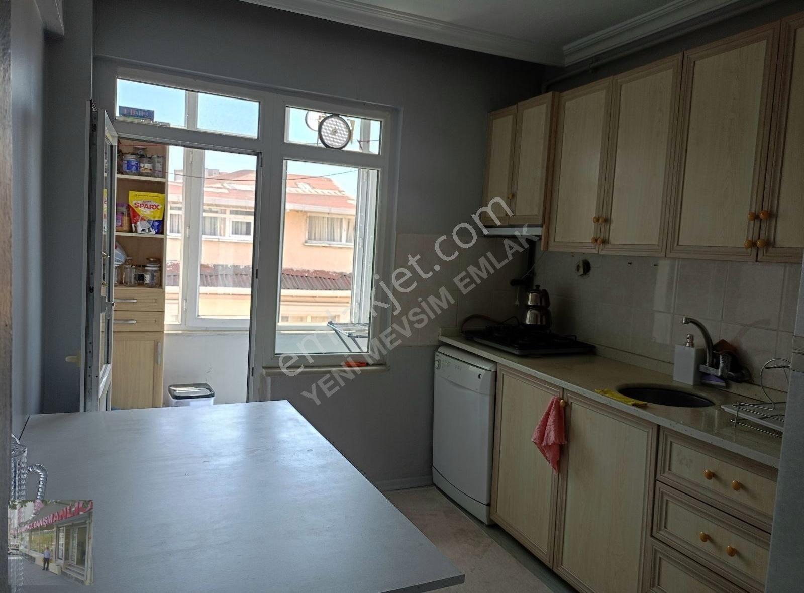 İst Bağcılar 15 Temmuz Mah. Sinde Satilik Daire 2+1+90 M2 Brüt - Görsel 4