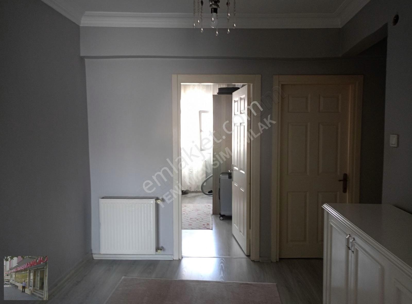 İst Bağcılar 15 Temmuz Mah. Sinde Satilik Daire 2+1+90 M2 Brüt - Görsel 11