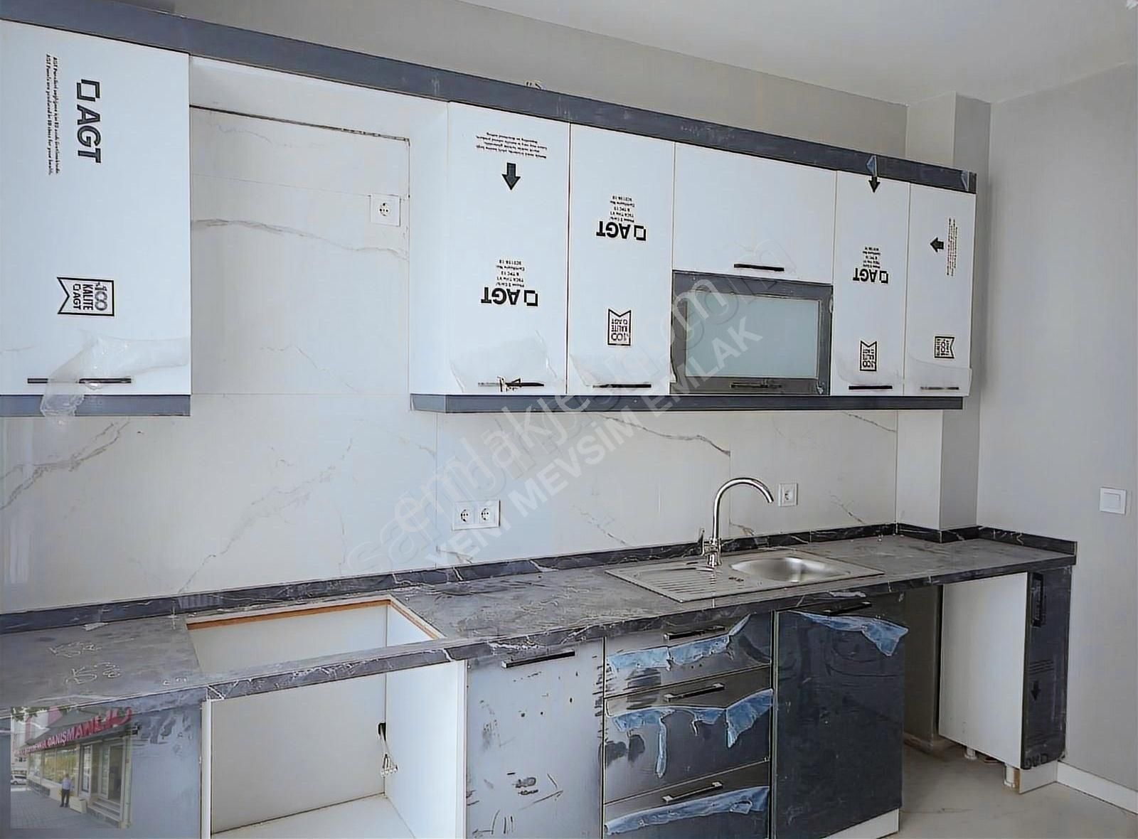 İst Bağcılar 15 Temmuz Mah Sıfır Site İcinde Satılık Daire3+1 M2 - Görsel 8