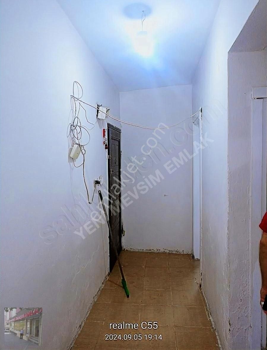 İst Bağcılar 15 Temmuz Mah De Satılık 1+1 Bodrum Kat Hissesi 15 - Görsel 12