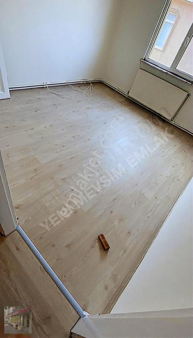 İst B.çekmece Dizdariye Mahde Satılık 2+1 +100 M2 Kat3 Göl Manza - Görsel 4