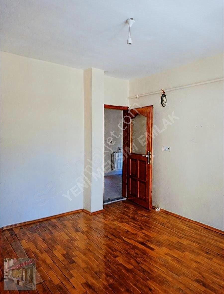 İstanbul Bağcılar 15 Temmuz Mahallesi'nde Satılık 3+1 2 Katlıdır - Görsel 4