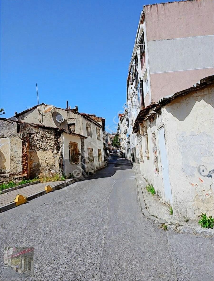 Yeni Mevsim Emlak Tan Satilik Daire 2+1+50m2y.giriş Kat Mülkiyet - Görsel 4