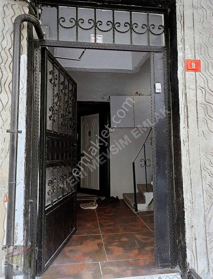 İst Bağcılar 15 Temmuz Mah De Satilik 2+1+100 M2 Y. Giriş Hissel - Görsel 29