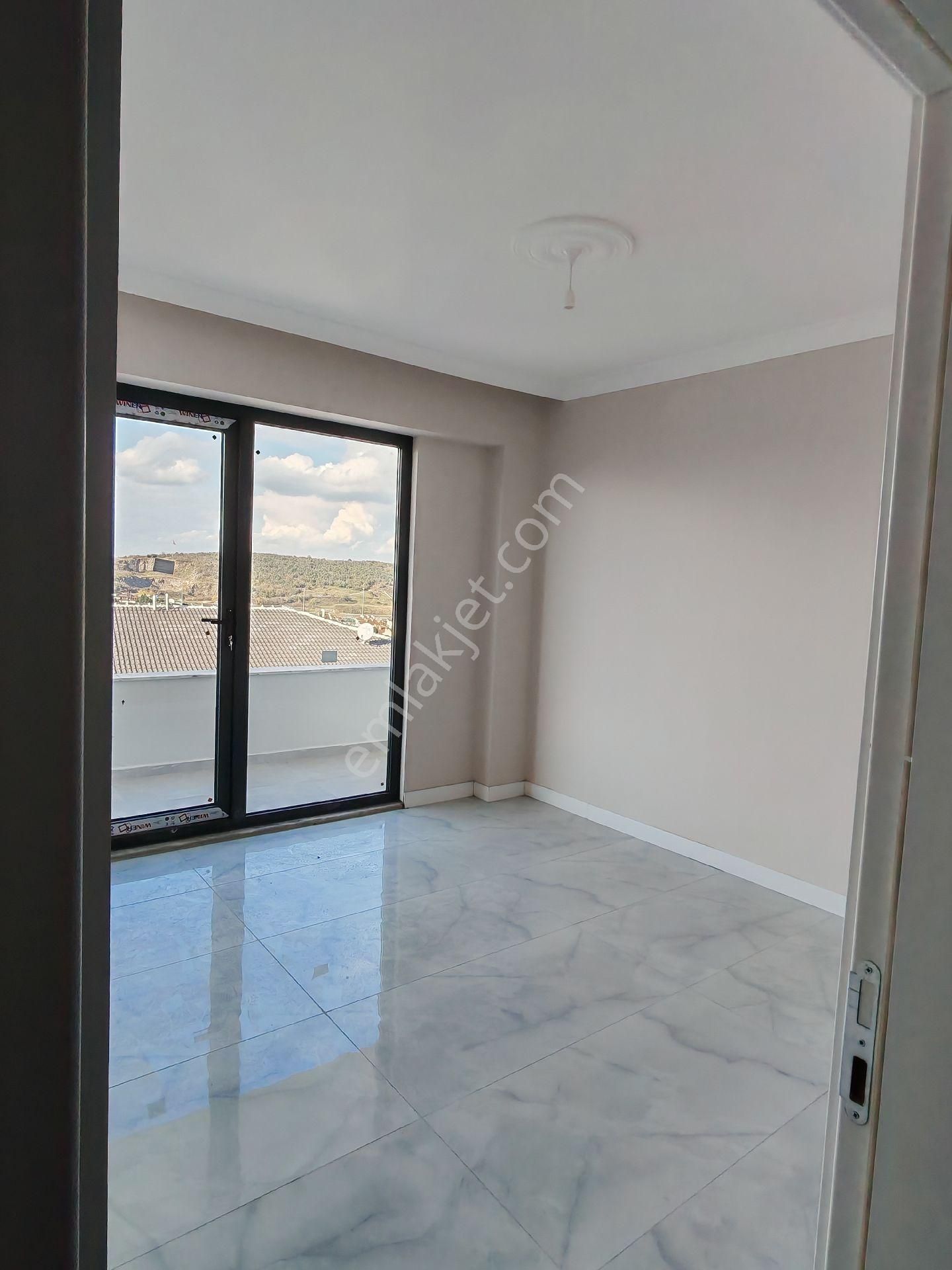 Ferizli Karasu Yolunda Sahibinden 3+1 Kiralık Daire - Görsel 16