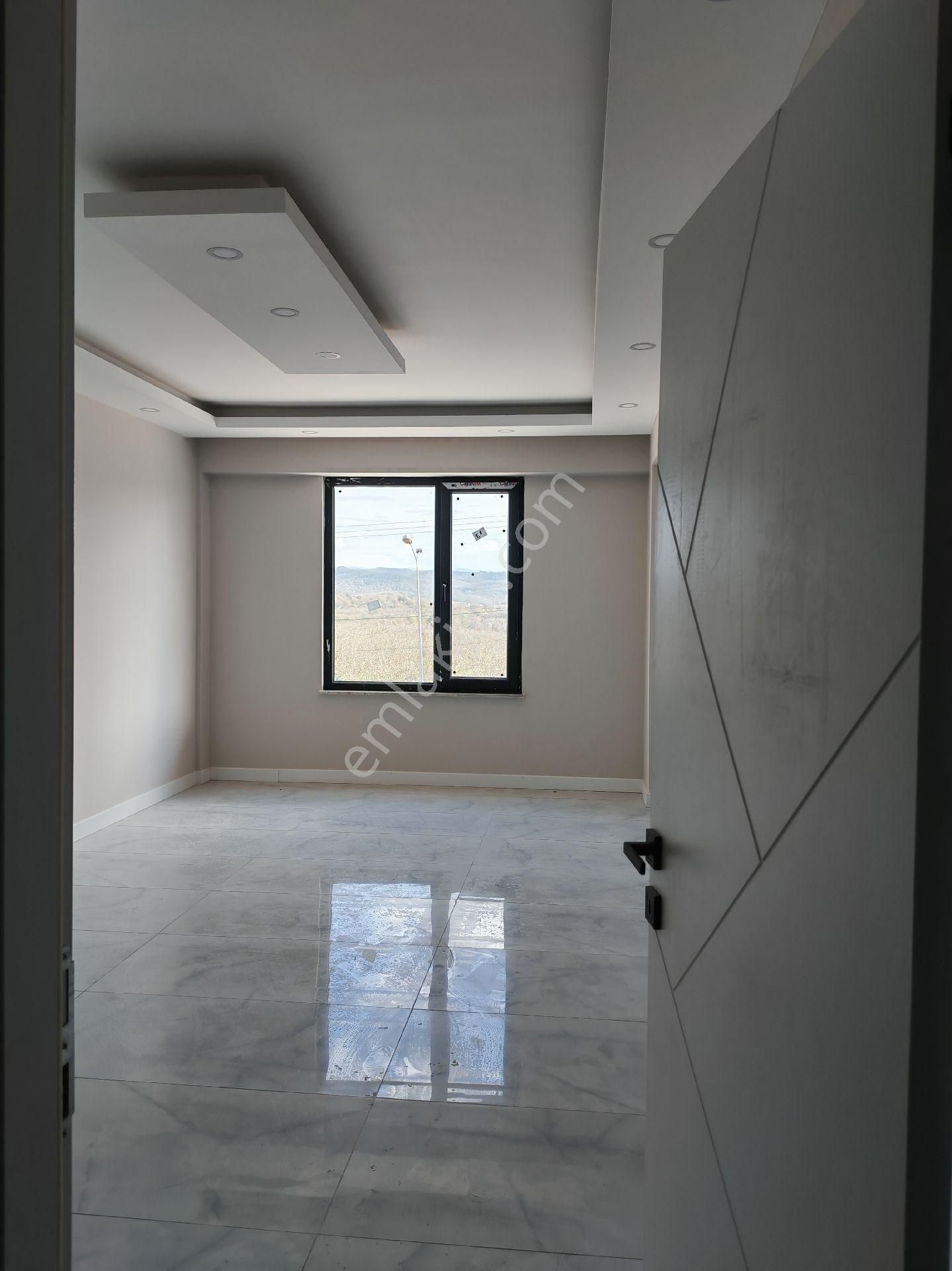 Ferizli Karasu Yolunda Sahibinden 3+1 Kiralık Daire - Görsel 6