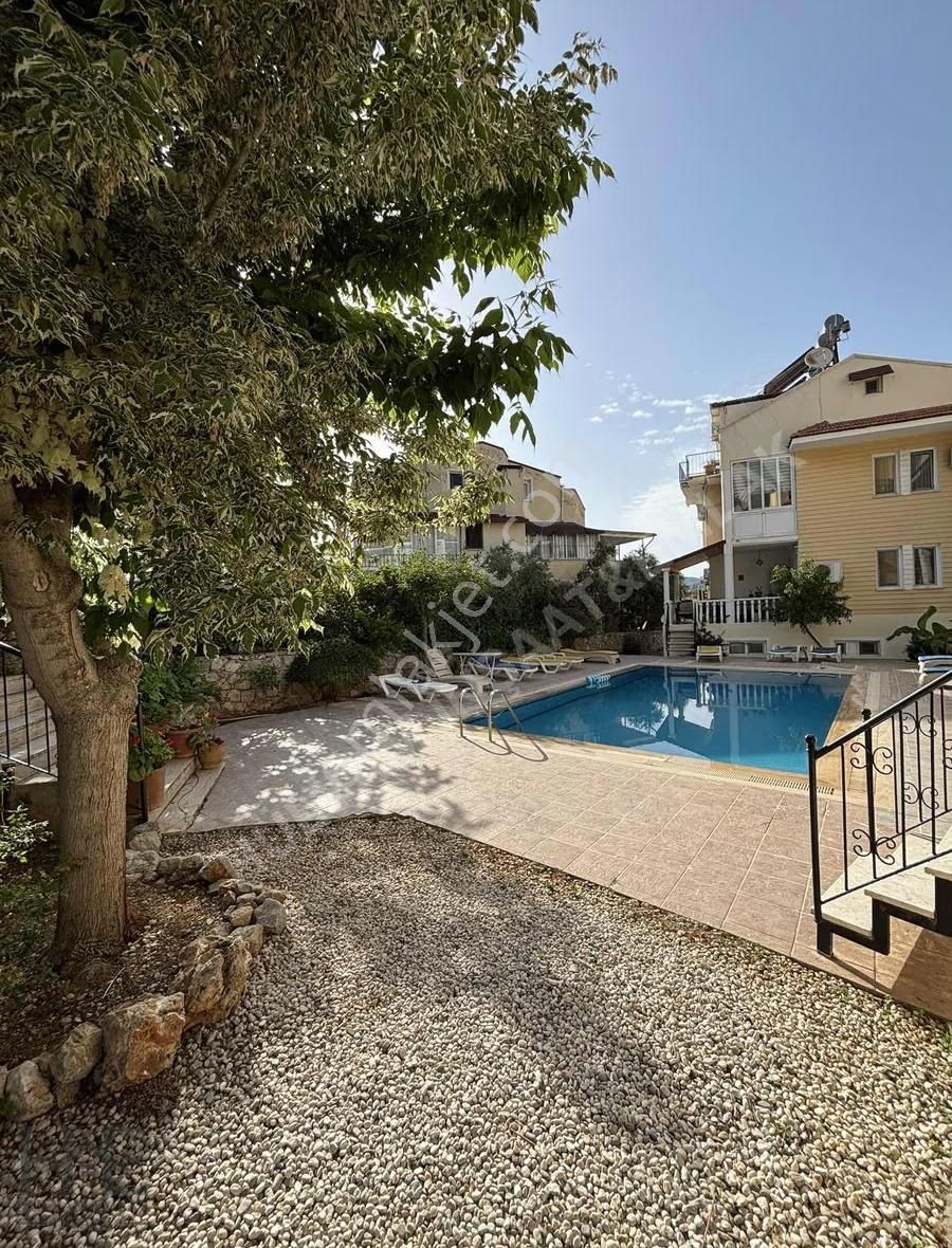 Ovacık'ta Site İçerisinde Satılık 3+1 Havuzlu Dubleks Daire - Görsel 11