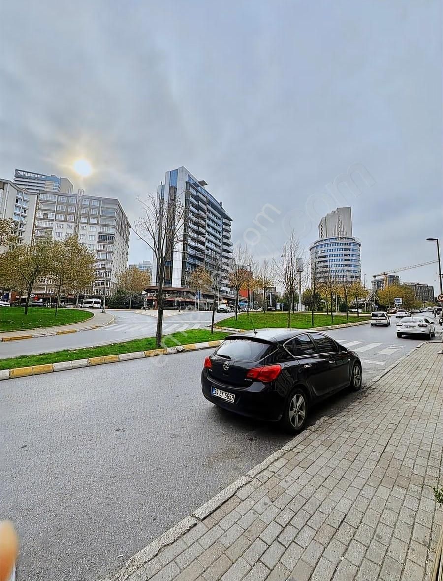 Beylikdüzünde Büyük Depolu Tekel Bayi - Görsel 6