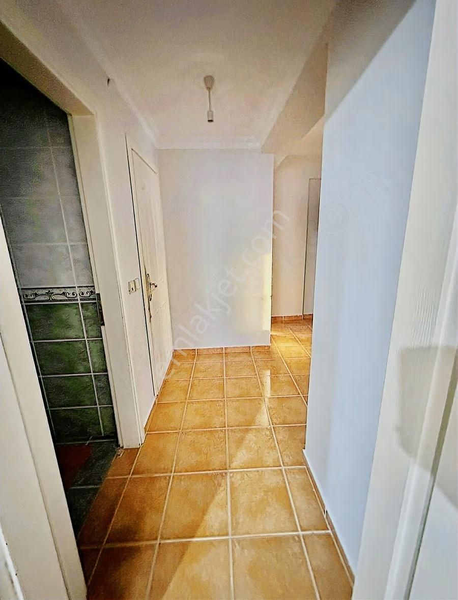 Kemal Paşa Da Genç Binada 3+1 Kiralık Daire 120 M Asansörlü - Görsel 14