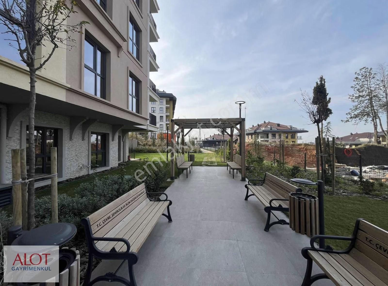 Üsküdar Emlak Konut Bahçe Katı 2+1 Kiralık Daire - Görsel 21