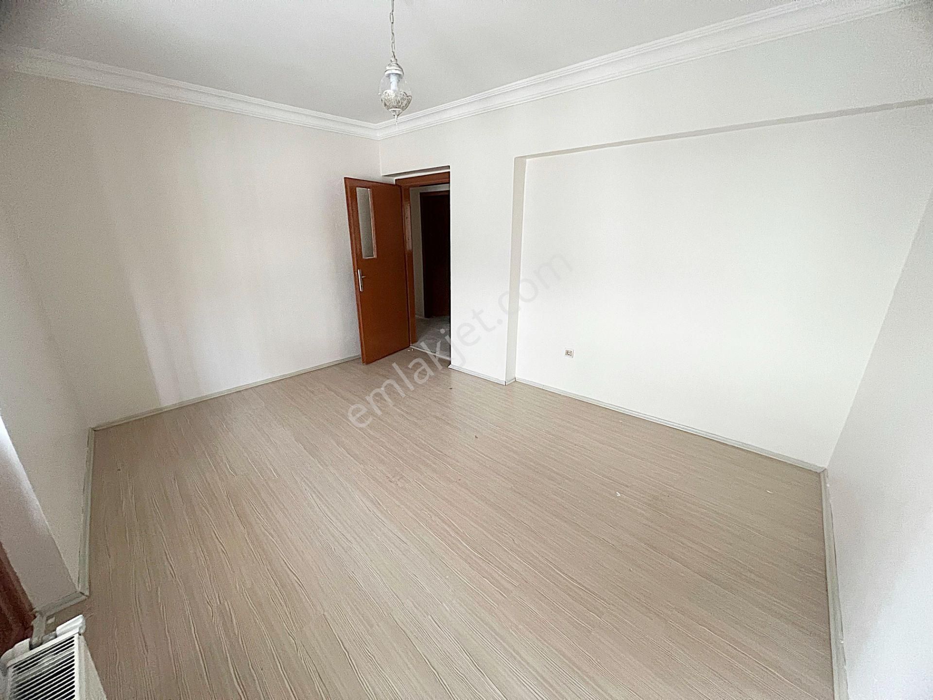 Güventepe Veysel Şatıroğlu Cad Üzeri Kayalar Vadi Yakını 3+1 - Görsel 15