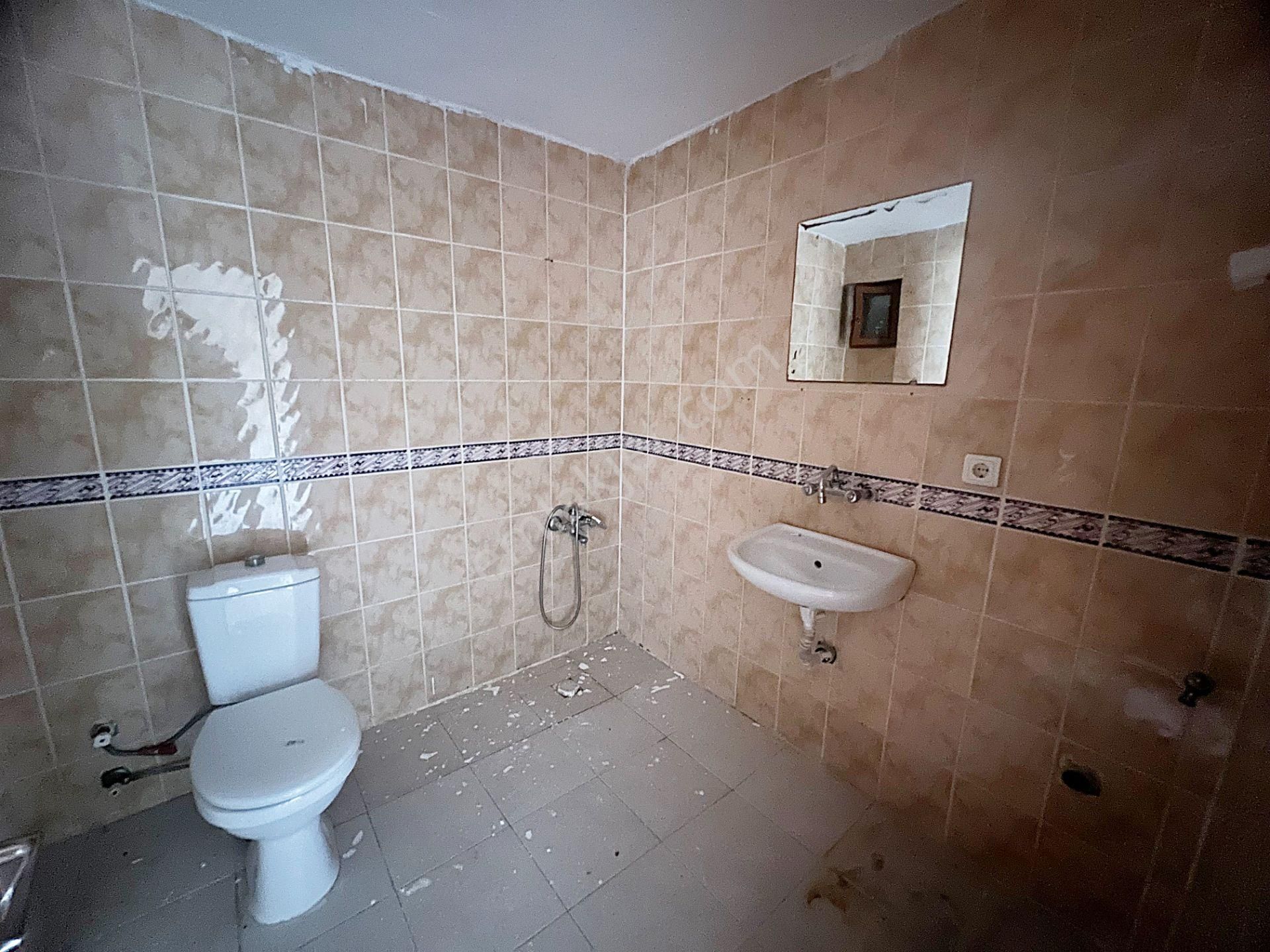 Güventepe Veysel Şatıroğlu Cad Üzeri Kayalar Vadi Yakını 3+1 - Görsel 25