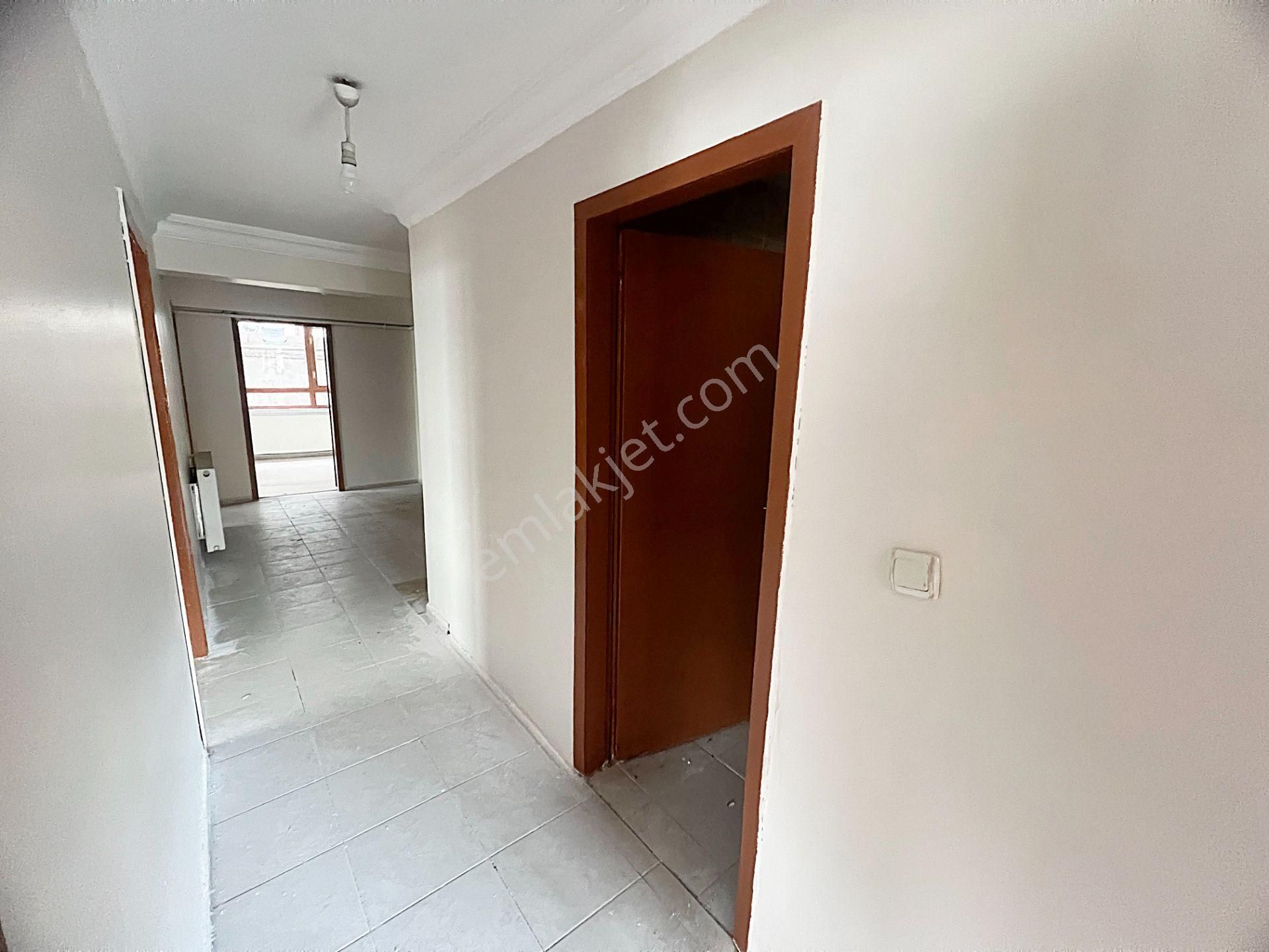 Güventepe Veysel Şatıroğlu Cad Üzeri Kayalar Vadi Yakını 3+1 - Görsel 28