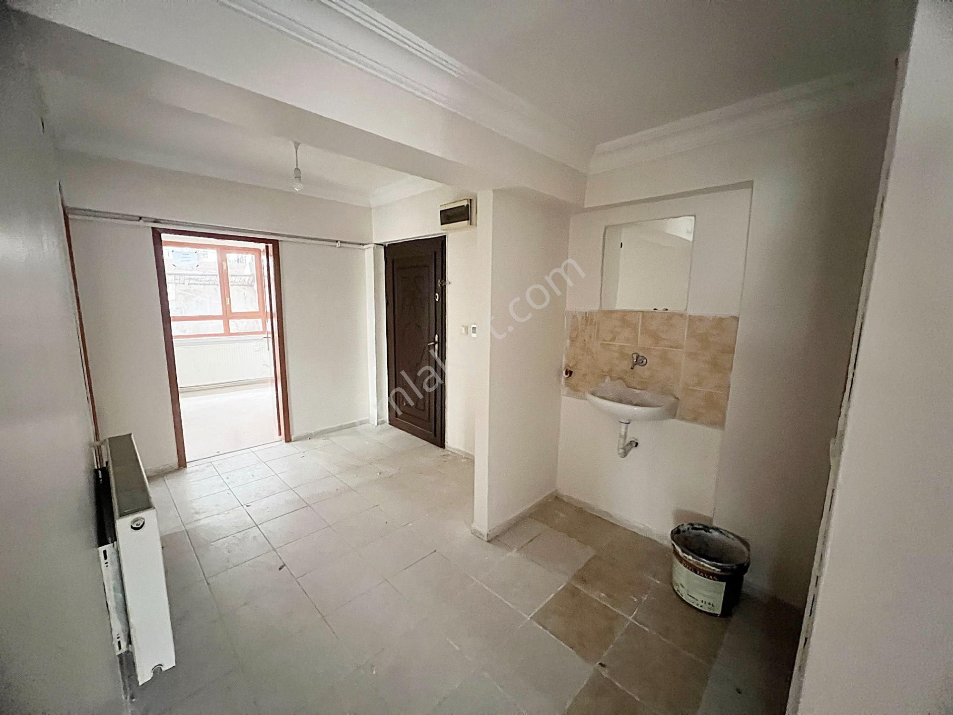 Güventepe Veysel Şatıroğlu Cad Üzeri Kayalar Vadi Yakını 3+1 - Görsel 29