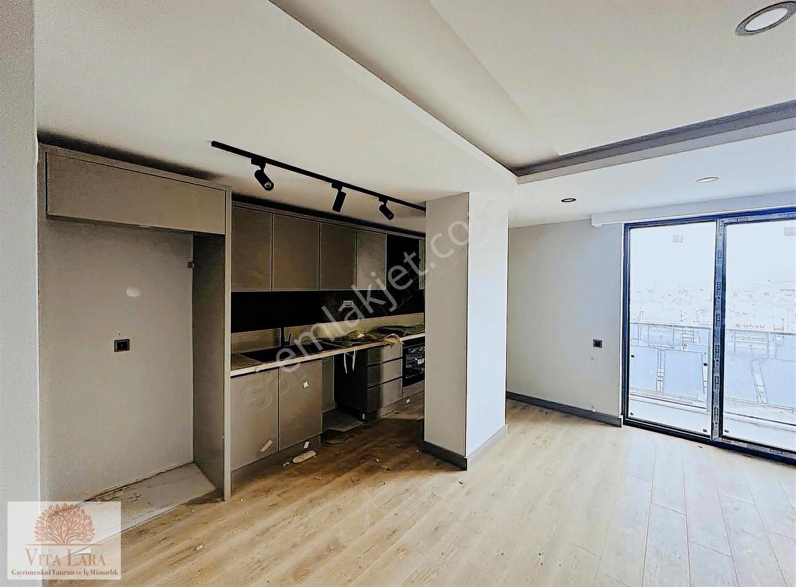 Pera Caddede 2+1 Satılık Dublex - Görsel 7