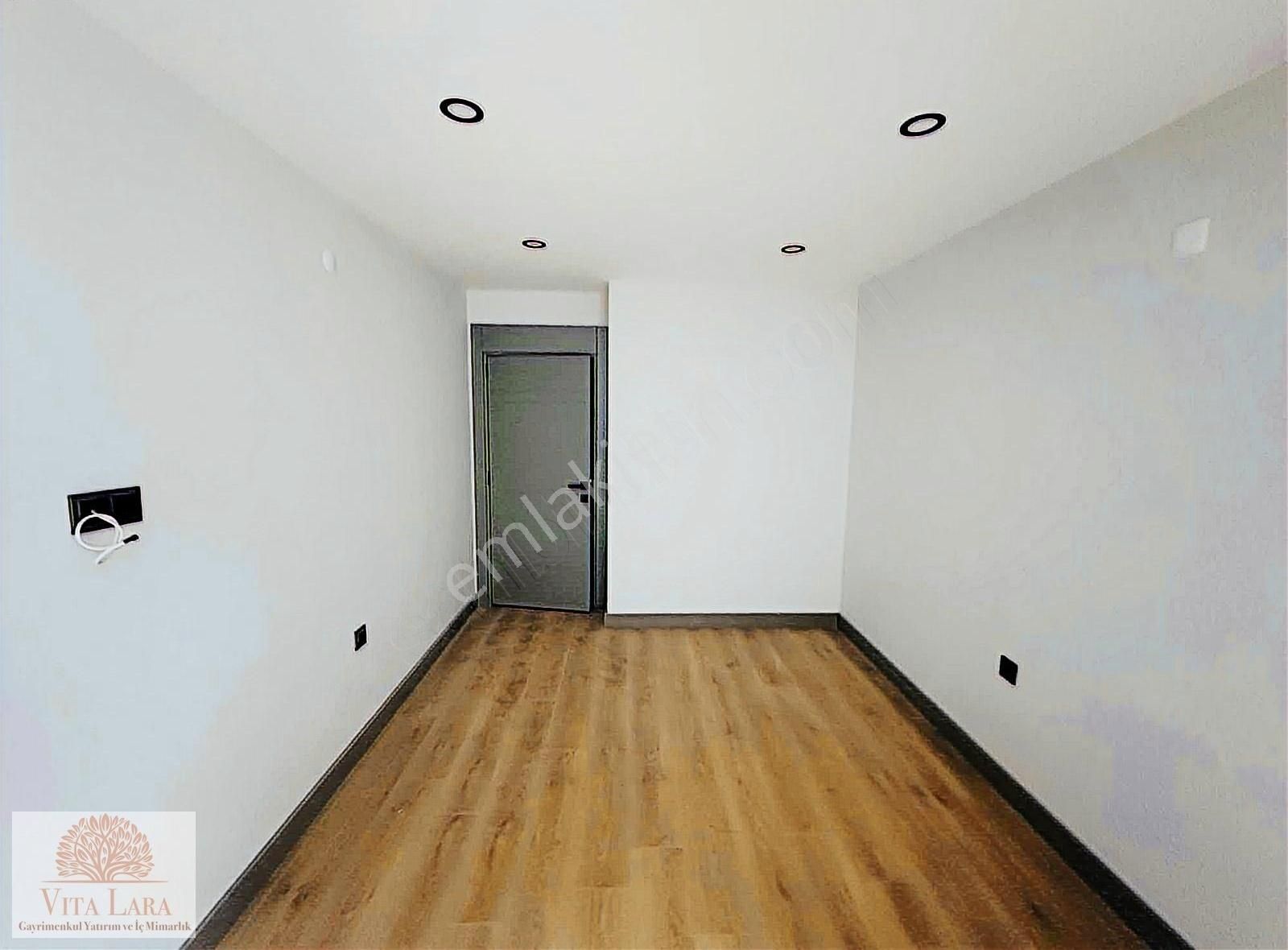 Pera Caddede 2+1 Satılık Dublex - Görsel 12