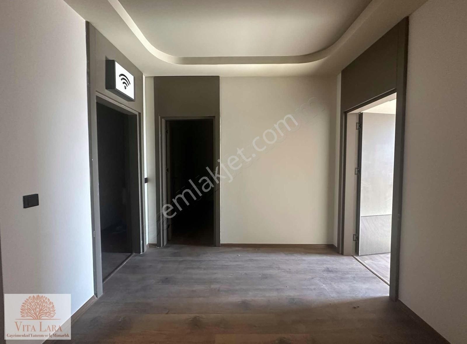 Meidan Plazada Kiralık Katta 1+1 Ofis - Görsel 10