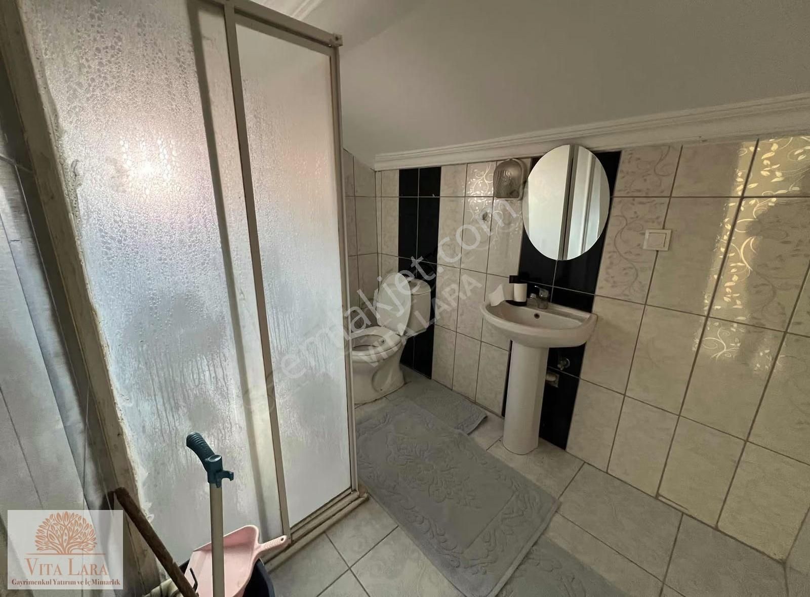 Merkezi Lokasyonda Eşyalı Kiralık 2+1 - Görsel 5