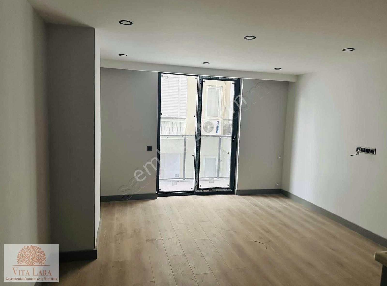 Memur Evleri Pera Caddede Kiralık 2+1 Ofis Katı - Görsel 5