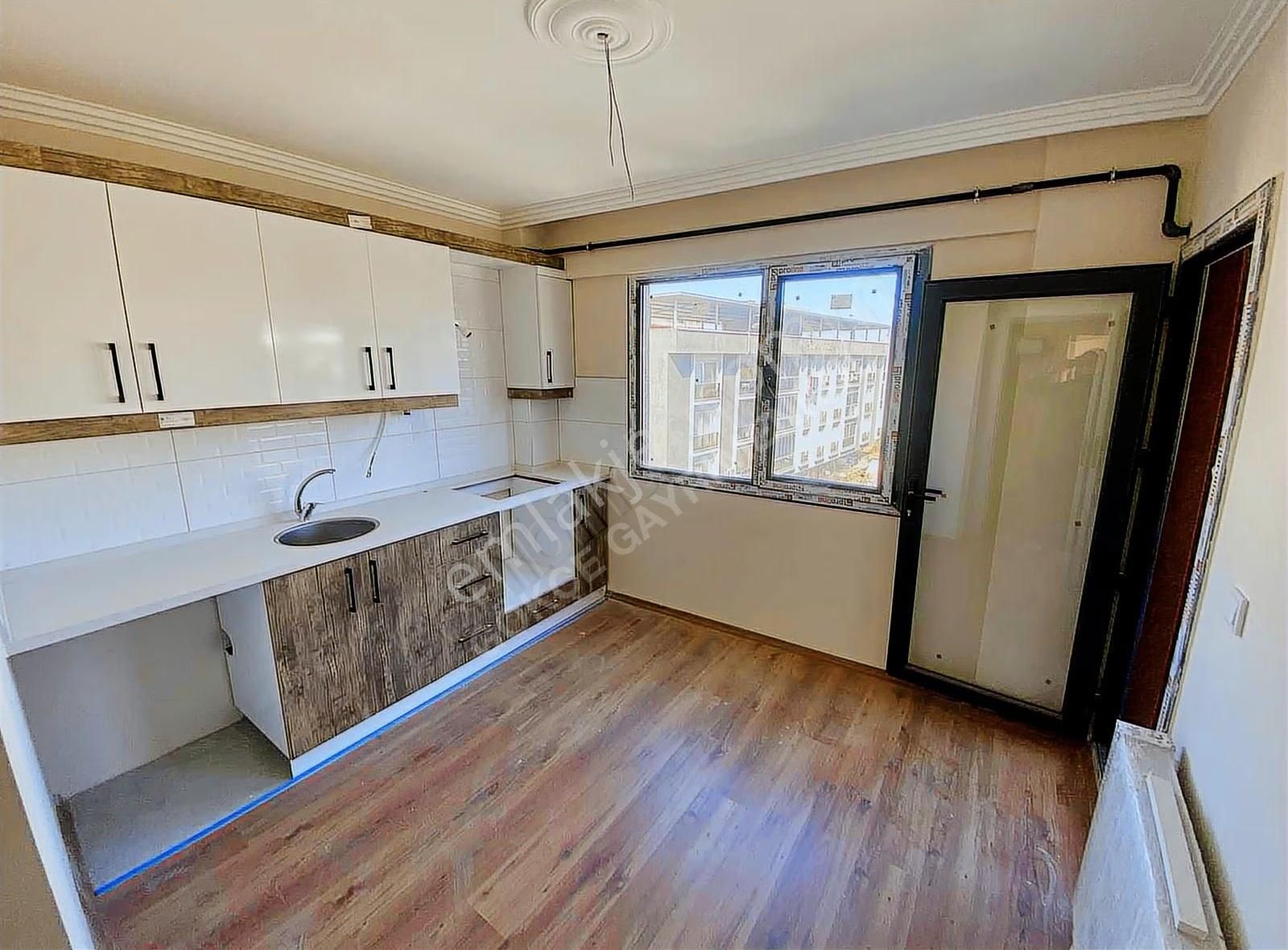 Koyundere Merkezde 2+1 Kapalı Mutfak 95 M2 Ebeveyn Banyolu Daire - Görsel 9