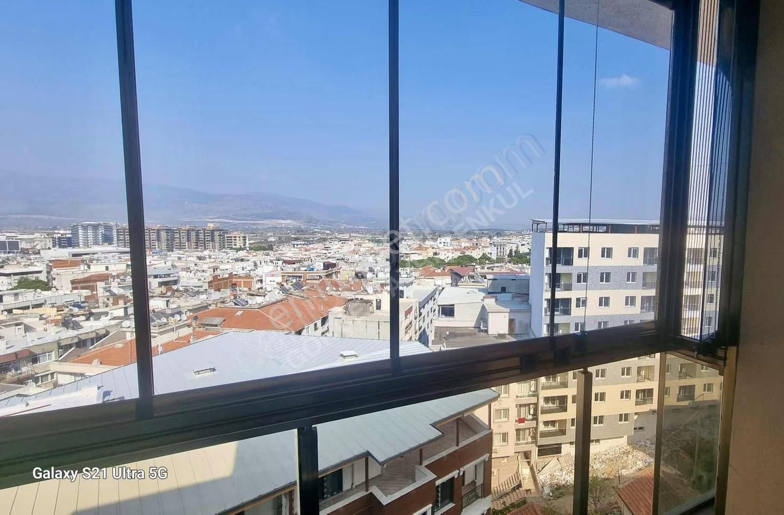 Menemen Merkezde 3+1 200 M2 Full Manzaralı Lüx Site İçinde Daire - Görsel 25