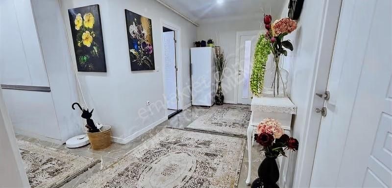 Menemen Merkezde 3+1 200 M2 Full Manzaralı Lüx Site İçinde Daire - Görsel 8