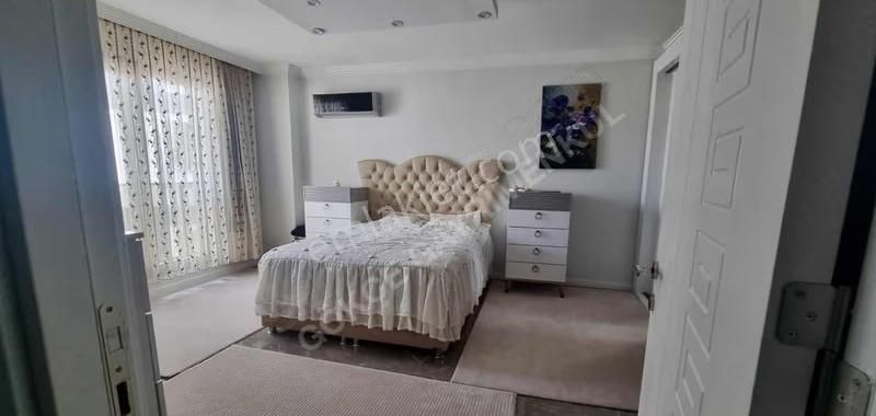 Menemen Merkezde 3+1 200 M2 Full Manzaralı Lüx Site İçinde Daire - Görsel 26